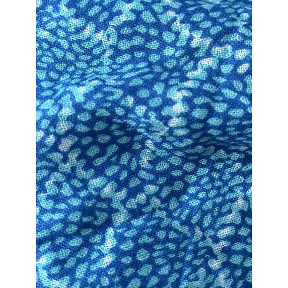 J.McLaughlin Women's Scarf Blue Aqua White Wool Soft 72x30 NWT - Picture 4 of 5